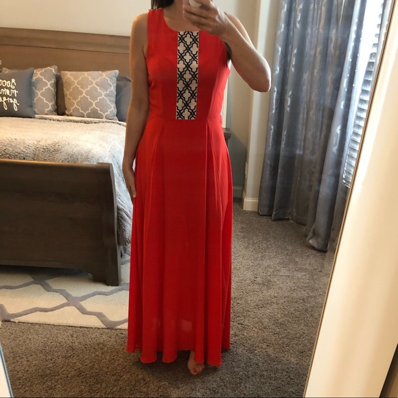 Tomato Red Maxi Dress - Picture 2 of 4